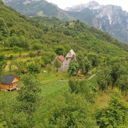 Bujtina Shkambi Hotel Тет Екстериор снимка